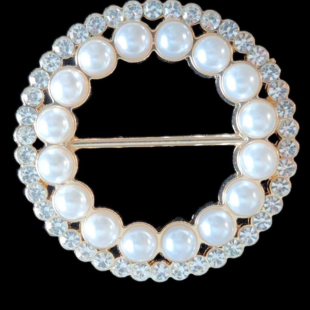 SCARF SLIDE goldtone w "PEARLS" & Rhinestones NEW by Ornaments Collection